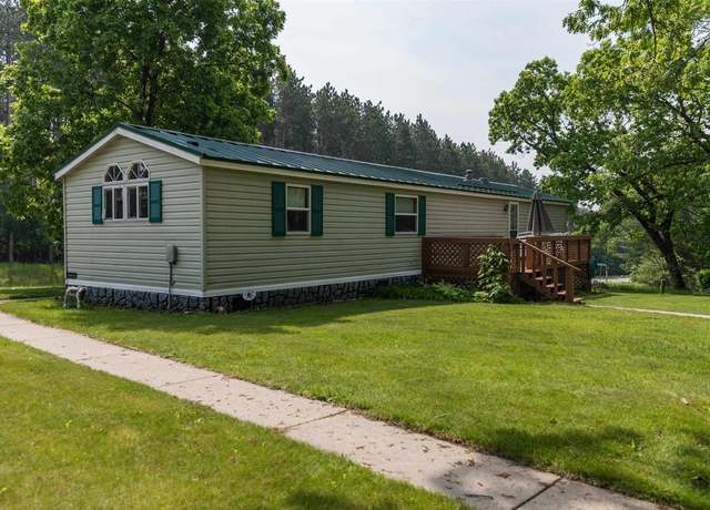 Property at 251 Oak St, Oxford, WI 53952, 2 beds, 1 bath