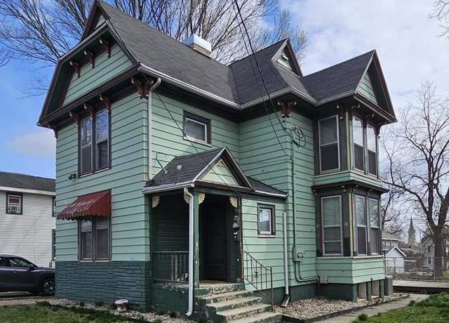 Property at 333 Linn St, Janesville, WI 53548, 4 beds, 2 baths