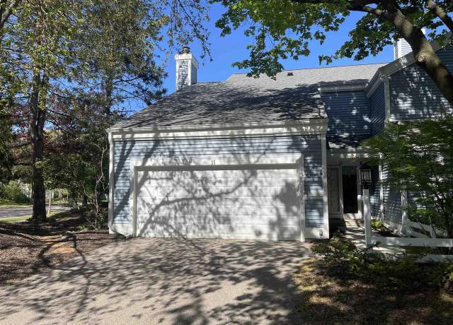Property at 11 Winterberry Trl, Madison, WI 53717, 3 beds, 3 baths