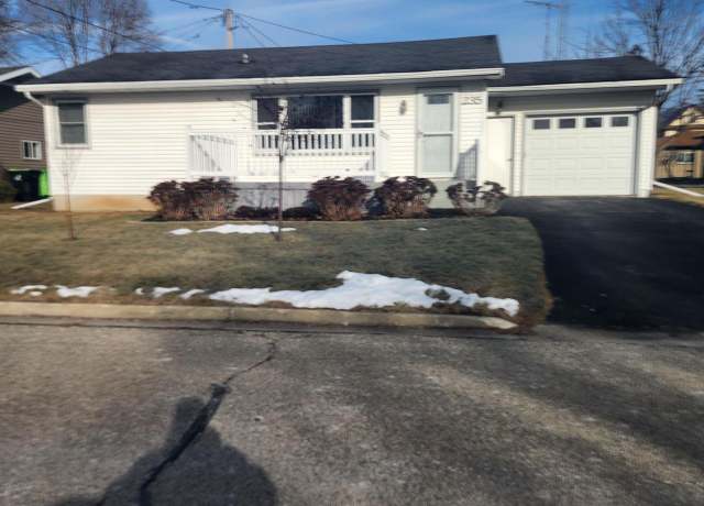 Property at 235 W Charles St, Markesan, WI 53946, 2 beds, 1 bath