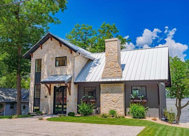 Property at N2848 Summerville Park Rd, Lodi, WI 53555, 3 beds, 3.5 baths