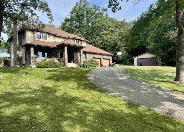 Property at 613 Mohawk Ct, Waterloo, WI 53594, 3 beds, 3.5 baths