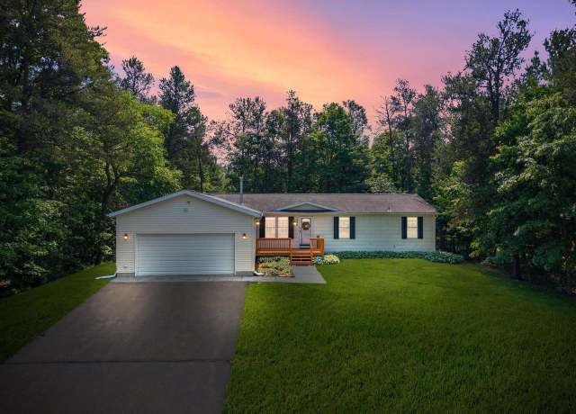 Property at 256 Dogwood Ln, Wisconsin Dells, WI 53965, 3 beds, 2 baths