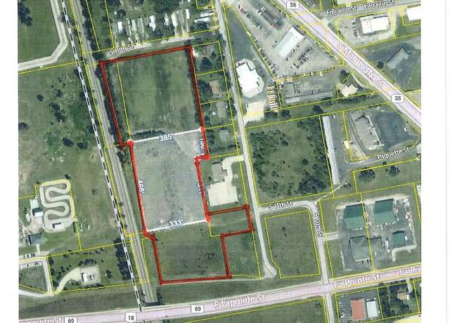 Property at 1800 S 11th St, Prairie Du Chien, WI 53821