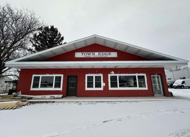 Property at 1407 2nd St, New Glarus, WI 53574