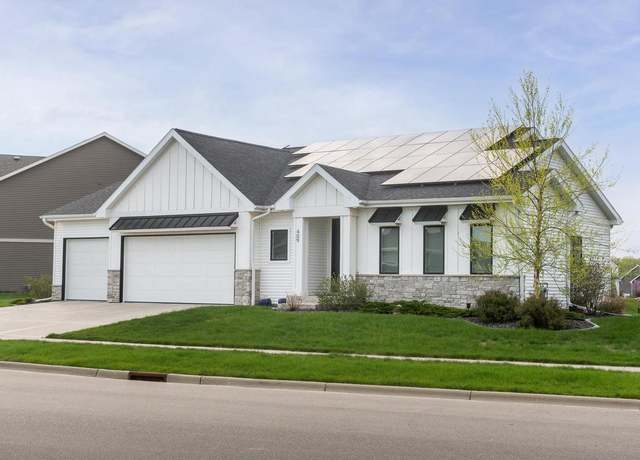 Property at 409 Peterson Trl, Oregon, WI 53575, 4 beds, 3 baths