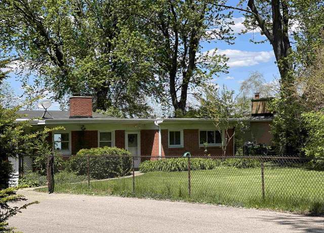 Property at 3048 Waunona Way, Madison, WI 53713, 4 beds, 2 baths
