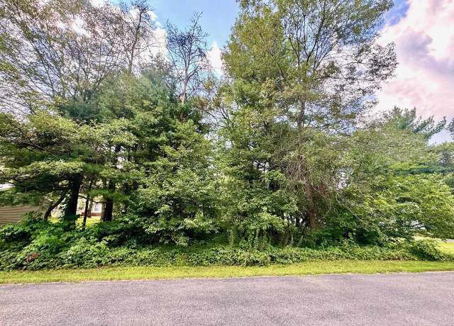 Property at 143 Arbor Dr, Wisconsin Dells, WI 53965