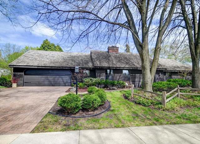 Property at 105 N Yellowstone Dr, Madison, WI 53705, 4 beds, 3.5 baths