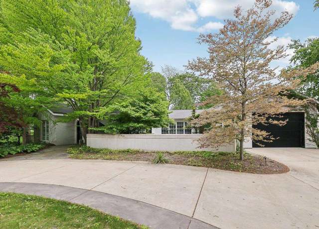 Property at 923 Swarthmore Ct, Madison, WI 53705, 3 beds, 2 baths