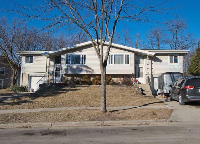 Property at 6114-6116 Strathmore Ln, Madison, WI 53711, 6 beds, 2 baths