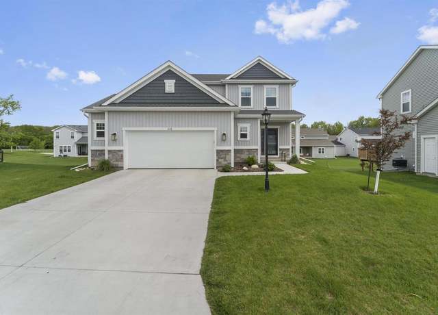 Property at 608 Cherry Ct, Hartland, WI 53029, 3 beds, 2.5 baths