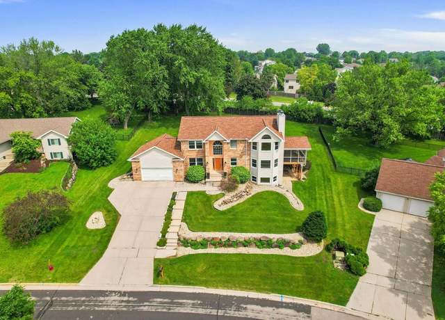 Property at 5712 Claredon Dr, Fitchburg, WI 53711, 5 beds, 4 baths