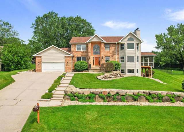 Property at 5712 Claredon Dr, Fitchburg, WI 53711, 5 beds, 4 baths