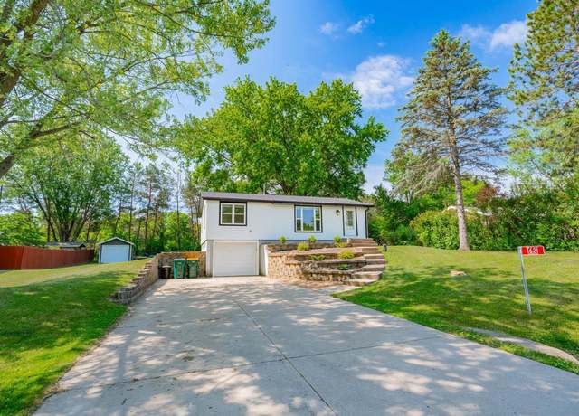 Property at 1621 W Crystal Dr, Edgerton, WI 53534, 2 beds, 1 bath