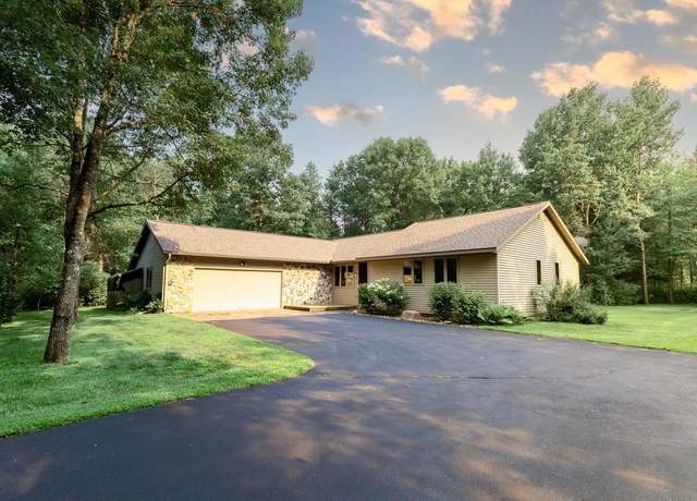 Property at 4930 Wilderness Ln, Wisconsin Rapids, WI 54494, 3 beds, 2.5 baths
