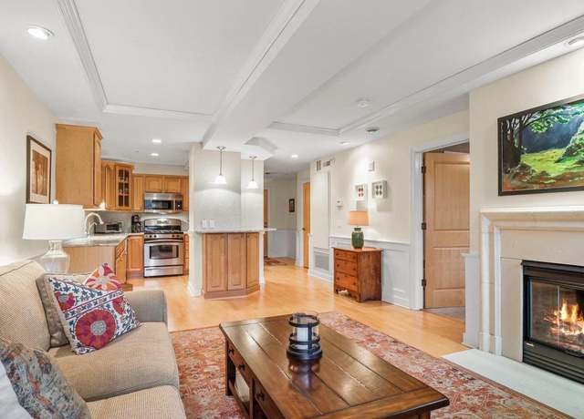 Property at 123 W Washington Ave #510, Madison, WI 53703, 1 bed, 1.5 baths
