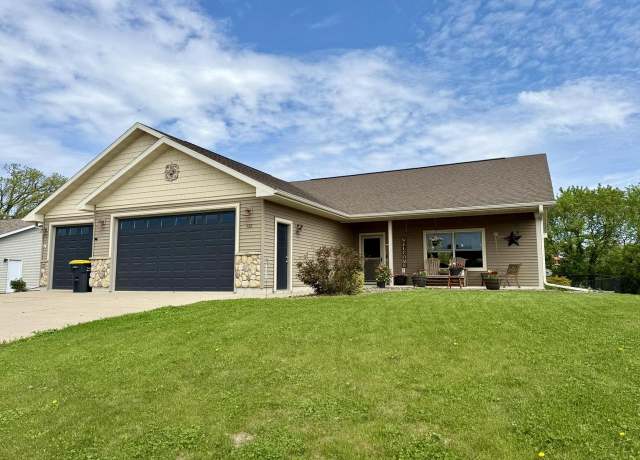 Property at 520 Alyssa St, Tomah, WI 54660, 3 beds, 3 baths