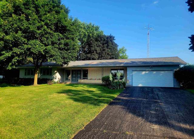 Property at 4571 Linden Dr, Windsor, WI 53598, 3 beds, 2 baths