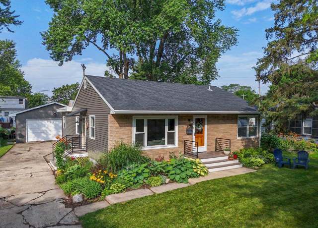 Property at 3725 Clover Ln, Madison, WI 53714, 4 beds, 2 baths