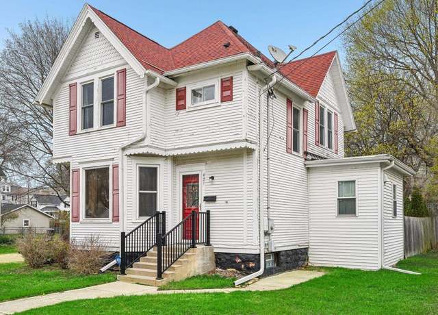 Property at 421 S Academy St, Stoughton, WI 53589, 3 beds, 2 baths