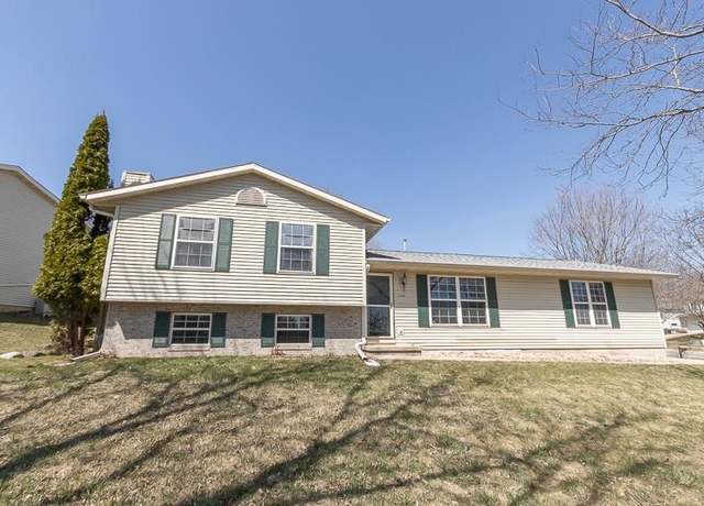 Property at 1114 Engelhart Dr, Madison, WI 53713, 4 beds, 2 baths
