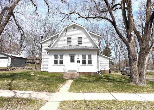 Property at 428 E Brownell St, Tomah, WI 54660, 4 beds, 2 baths