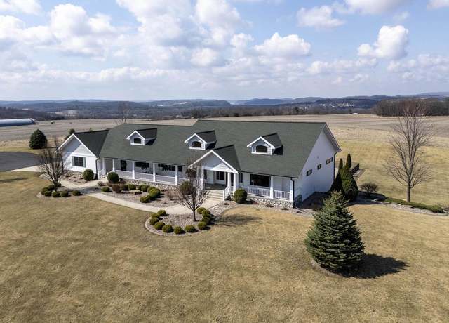 Property at N4795 County Road V, Poynette, WI 53955, 3 beds, 3.5 baths