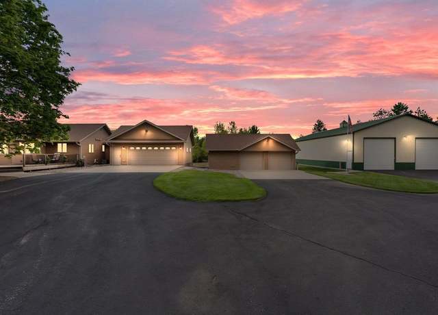 Property at W11472 Alp Ave, Plainfield, WI 54966, 4 beds, 3 baths