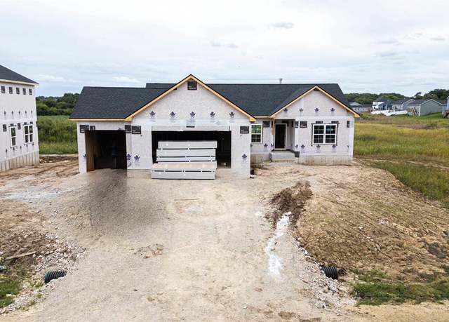 Property at 2370 Pow Wow Trl, Beloit, WI 53511, 3 beds, 2 baths