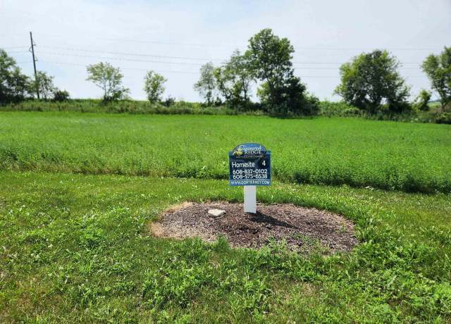 Property at 816 Valley Rd, Dane, WI 53529