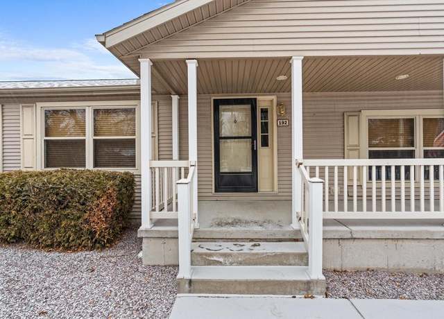 Property at 192 Lake Shore Dr, Wisconsin Dells, WI 53965, 3 beds, 2 baths
