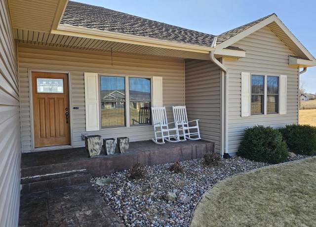 Property at 11421 Flambeau Rd, Tomah, WI 54660, 4 beds, 6 baths