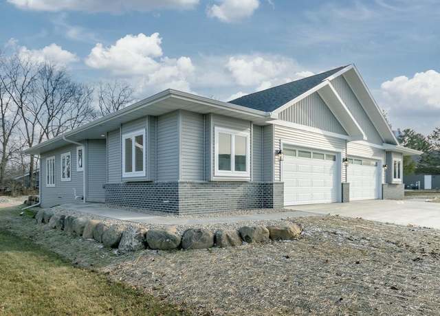 Property at 119 Ashberry Ln, Stoughton, WI 53589, 3 beds, 3 baths