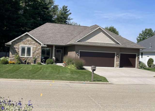 Property at 4408 Huntington Dr, Janesville, WI 53546, 3 beds, 2 baths