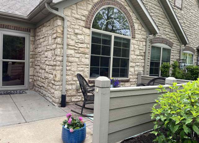 Property at 47 Pond View Way, Fitchburg, WI 53711, 2 beds, 2 baths