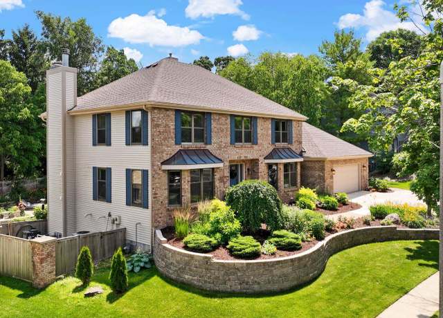 Property at 1369 Boundary Rd, Middleton, WI 53562, 4 beds, 3.5 baths