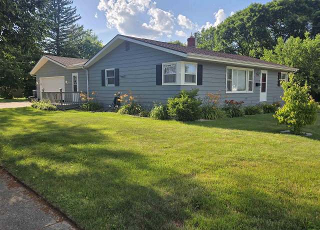 Property at 1203 N Sumac Dr, Janesville, WI 53545, 3 beds, 1.5 baths