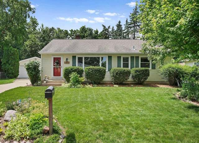 Property at 5325 Oak Crest Pl, Madison, WI 53705, 3 beds, 2 baths