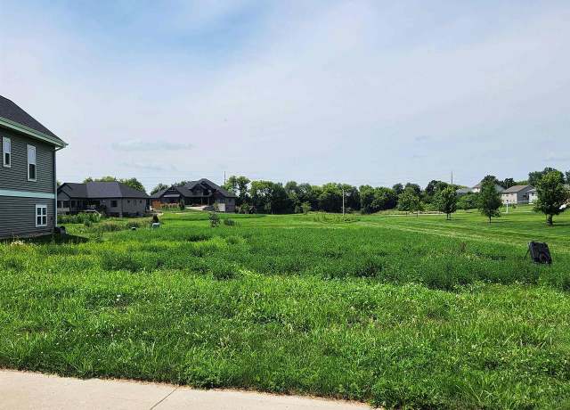 Property at 814 Capitol Dr, Dane, WI 53529