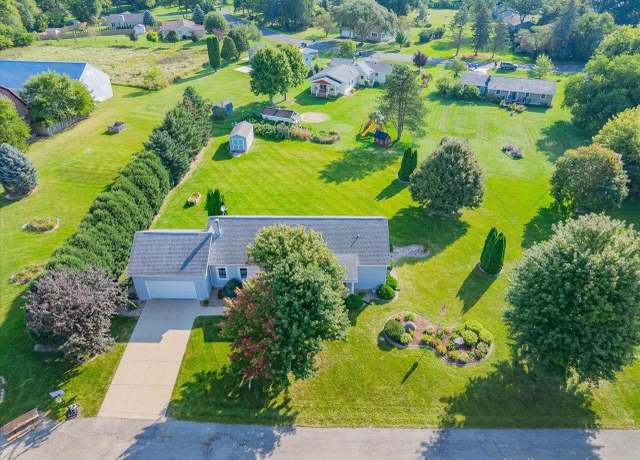 Property at 3784 Token Rd, Deforest, WI 53532, 4 beds, 2 baths