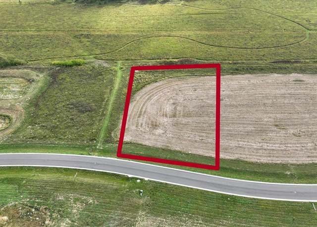 Property at 5897 Burning Prairie Dr, Waunakee, WI 53597