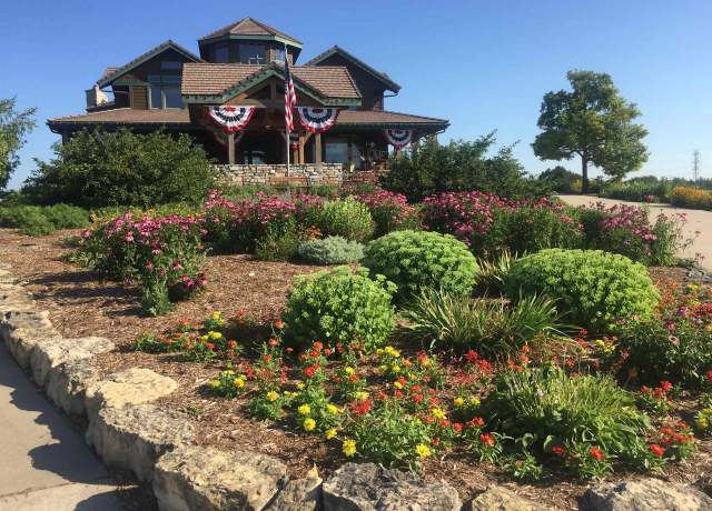 Property at 4454 Stace Rd, Mcfarland, WI 53558, 4 beds, 5 baths