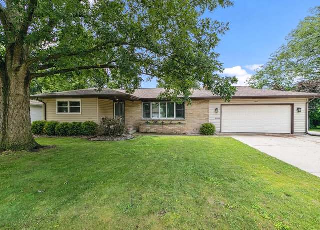 Property at 1812 W Rugby Rd, Janesville, WI 53545, 3 beds, 1.5 baths