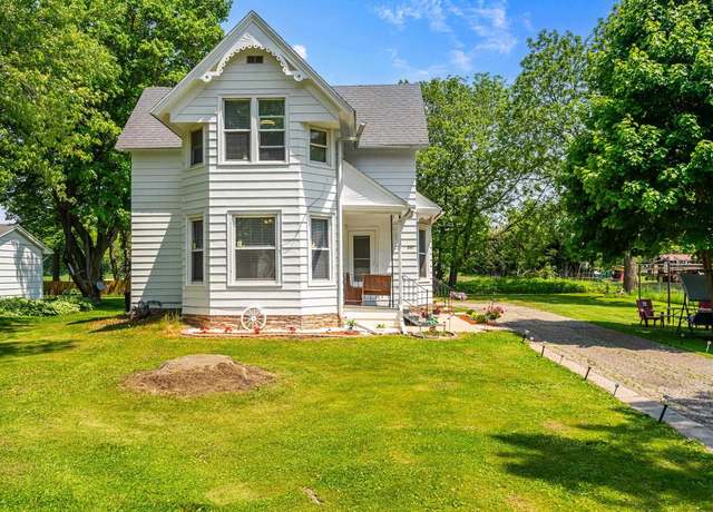 Property at 547 Eureka St, Ripon, WI 54971, 3 beds, 2 baths