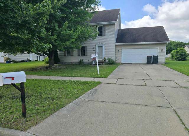 Property at 633 Stonehaven Dr, Sun Prairie, WI 53590, 3 beds, 3.5 baths