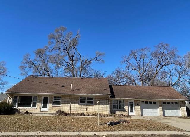 Property at 1546 Garfield Ave, Beloit, WI 53511, 4 beds, 2 baths