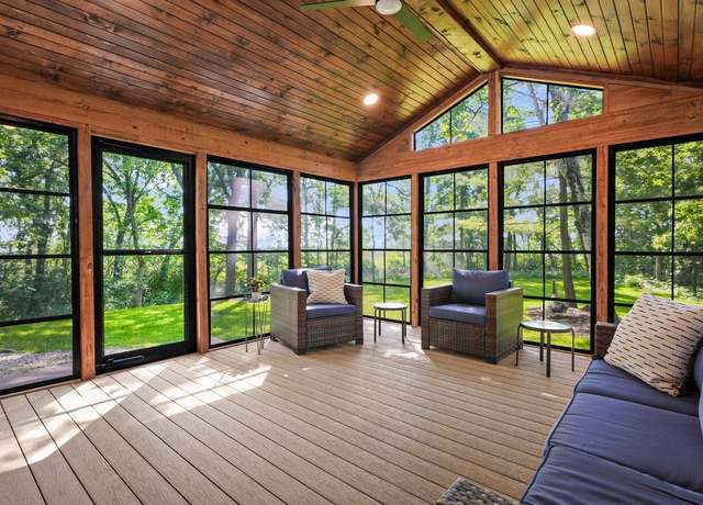 Property at 6201 Knollwood Dr, Oregon, WI 53575, 4 beds, 2.5 baths