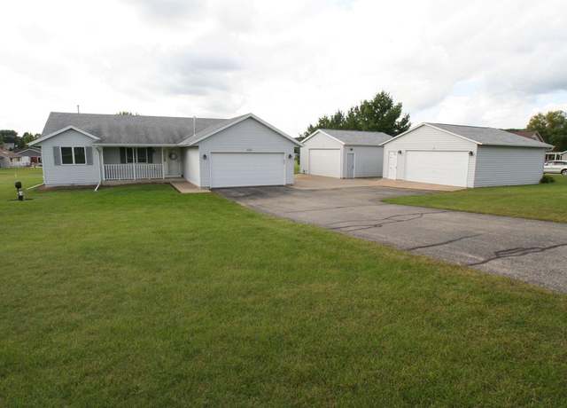 Property at 4549 N Katherine Dr, Janesville, WI 53548, 3 beds, 3 baths