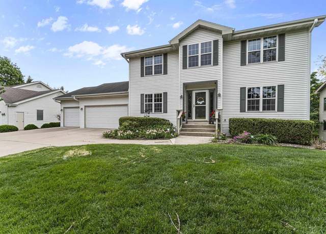 Property at 2990 Bosshard Dr, Fitchburg, WI 53711, 4 beds, 3.5 baths